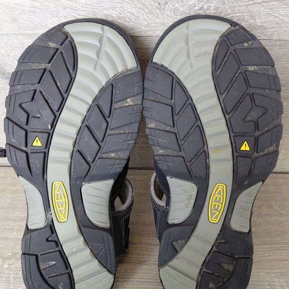 Keen Rialto H2 Sandals Mens 9 Black Waterproof Outdoor Hiking Fisherman Shoe USA